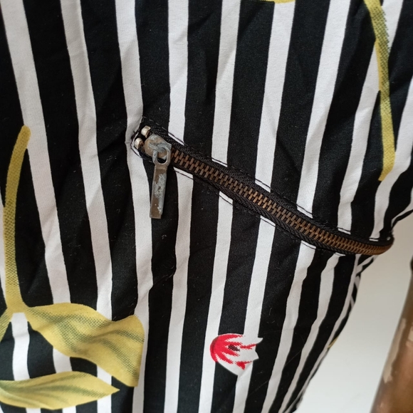 🧿🧿🧿 🌺Floral Collection🌺 Black and White Striped Floral Jacket - Picture 11 of 14